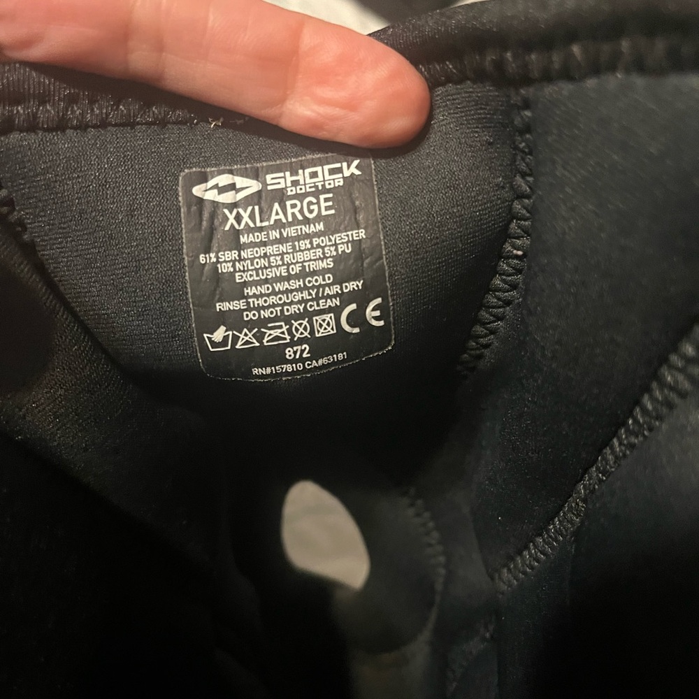 Men's Black Neoprene Support